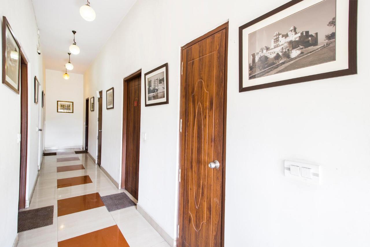 Hotel Raj Kothi Jaipur Airport Buitenkant foto