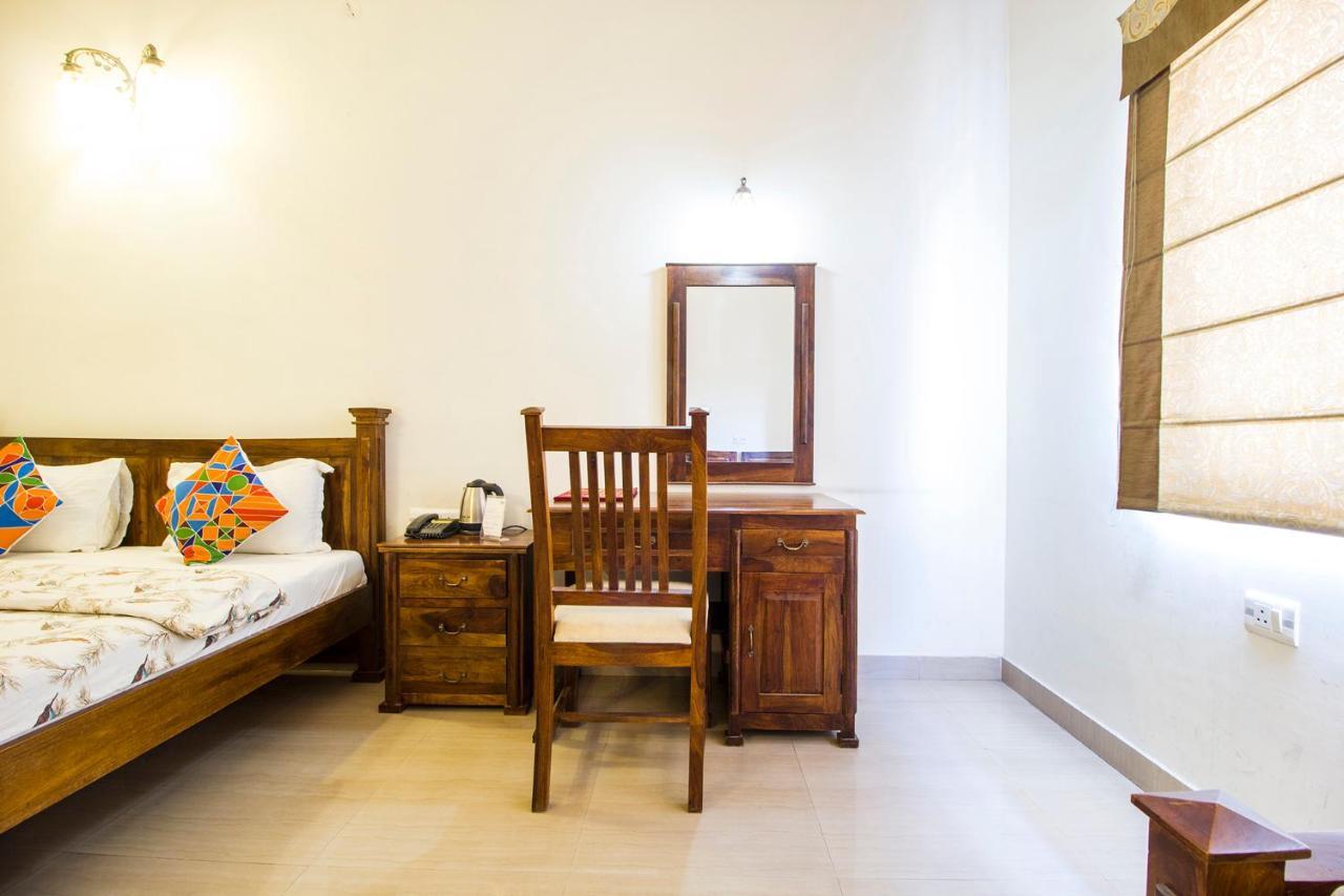 Hotel Raj Kothi Jaipur Airport Buitenkant foto