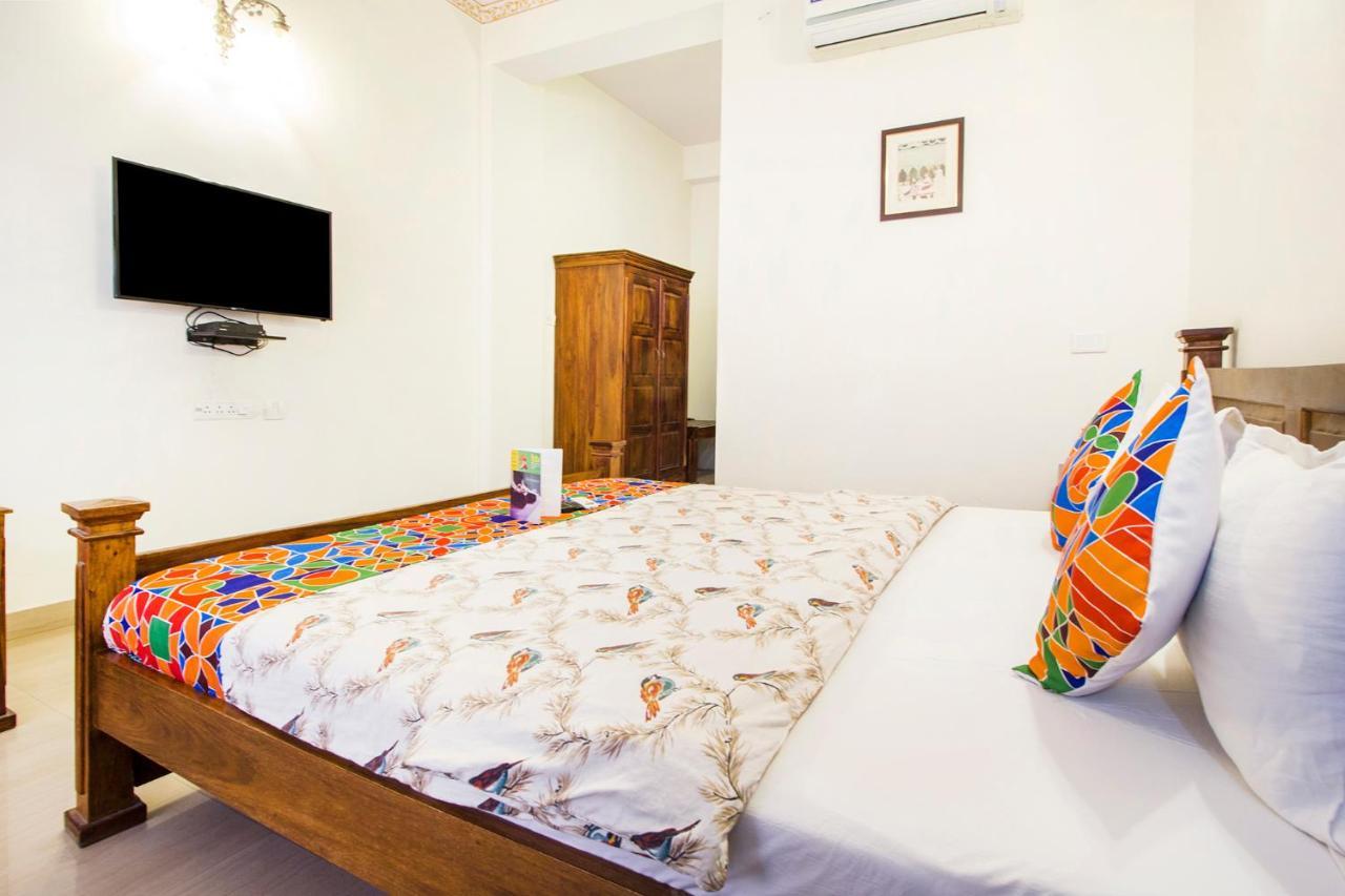 Hotel Raj Kothi Jaipur Airport Buitenkant foto