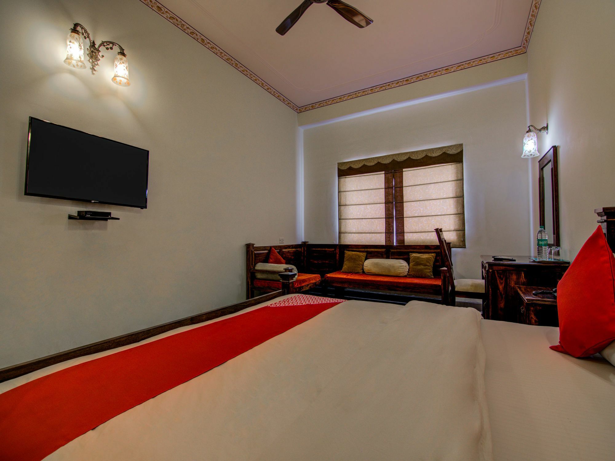 Hotel Raj Kothi Jaipur Airport Buitenkant foto