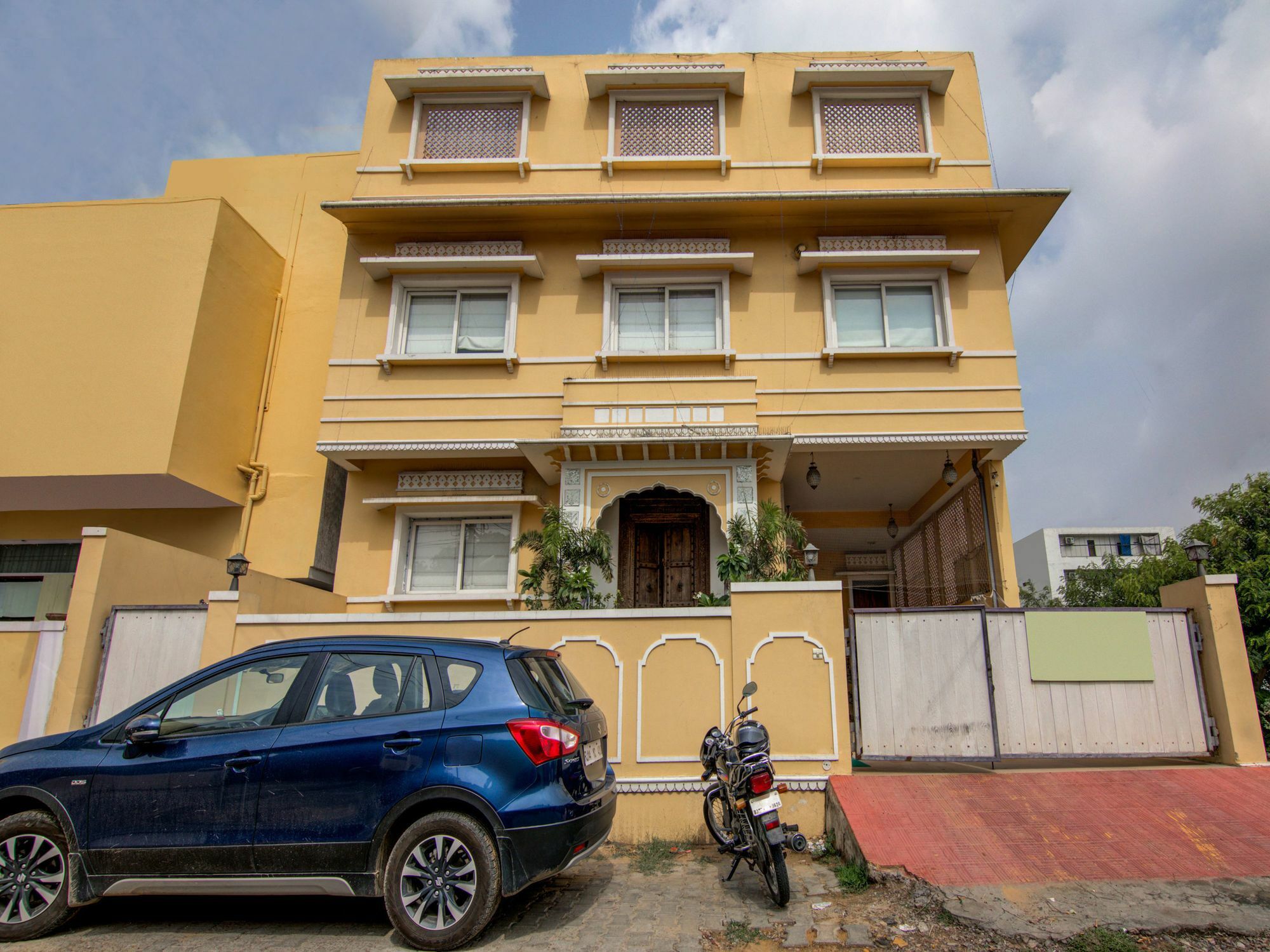 Hotel Raj Kothi Jaipur Airport Buitenkant foto