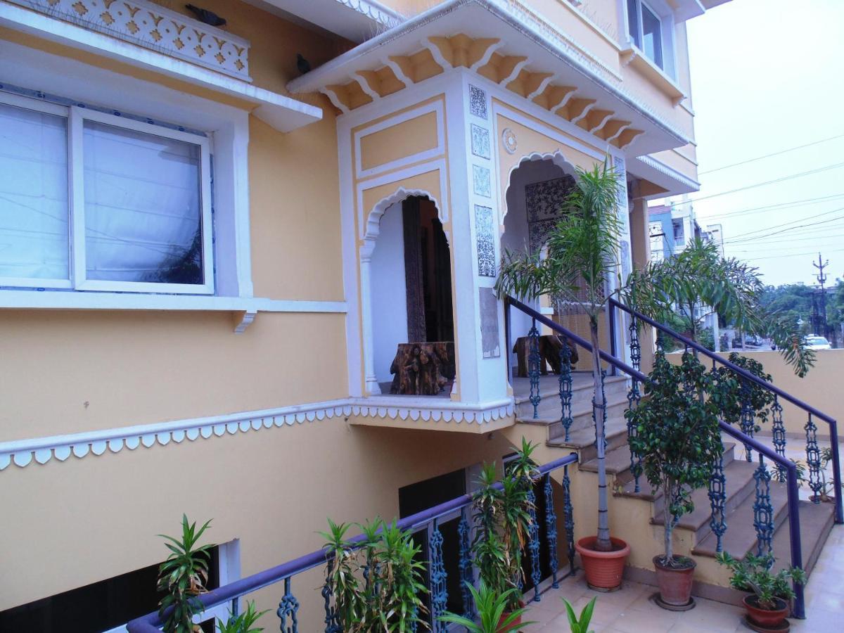 Hotel Raj Kothi Jaipur Airport Buitenkant foto