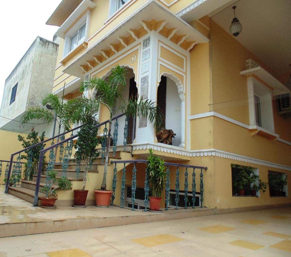 Hotel Raj Kothi Jaipur Airport Buitenkant foto